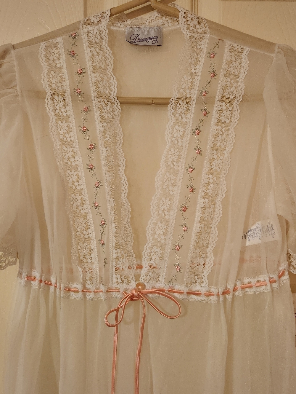 NWT Vintage Dreamaway Size M Sheer Lacy Open Front Pink Drawstring Robe Lingerie - Picture 3 of 8